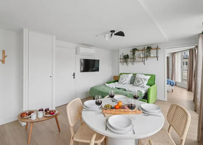Lavie Maison Spacious With Terrace Appartamento *