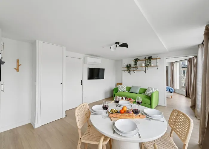 Lavie Maison Spacious With Terrace Paris